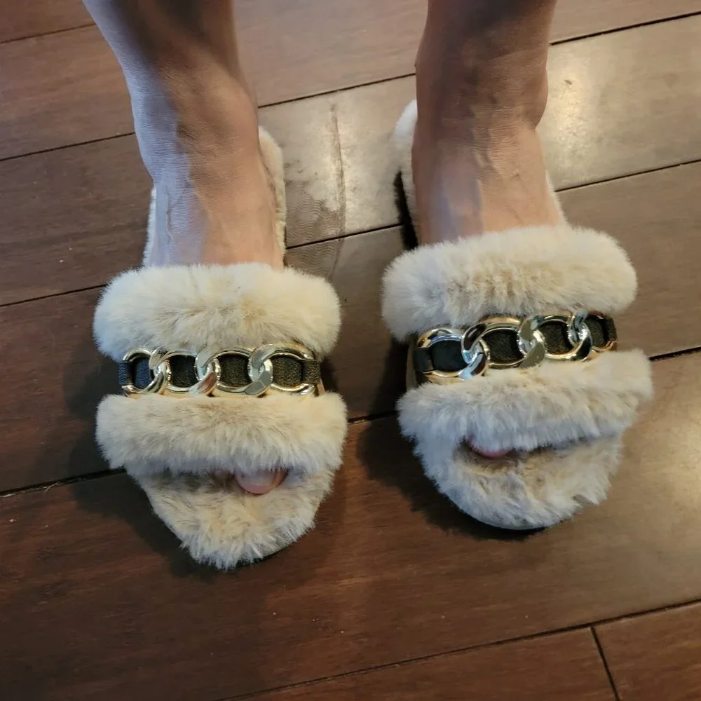 Michael Kors Scarlett Chain Cozy Faux Fur Slippers in camel multi color